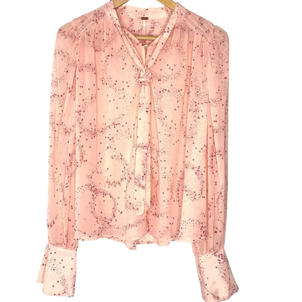 Free People‎ Stars Align Printed Top Tie Neck Detail Smocked Yoke size Small